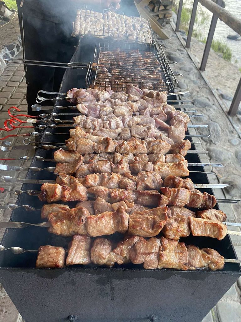 BBQ-зона — вариант для корпоратива у воды